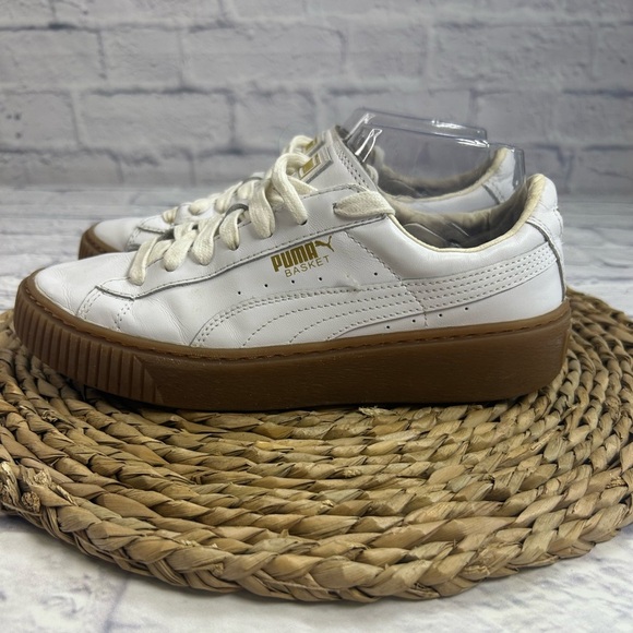 Puma Basket White Leather Fashion Sneakers. - Picture 4 of 9